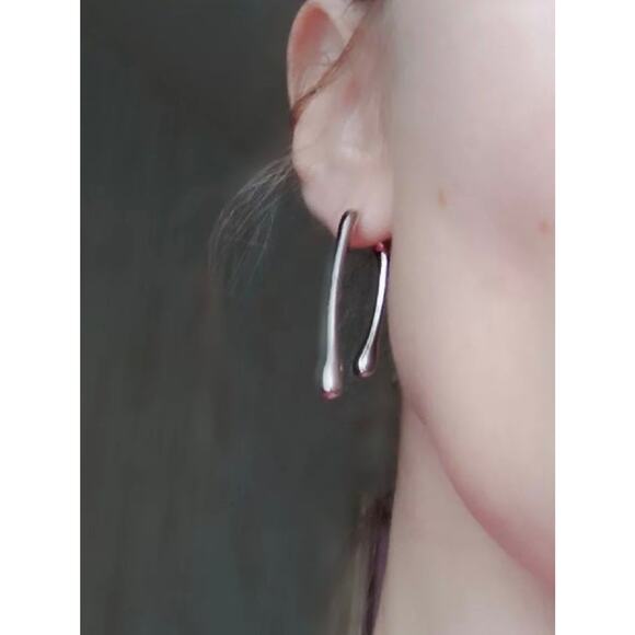 NEW Earrings Unique Water Drop Front Back Drippy Drop pierced Trendy m28 - Picture 2 of 4